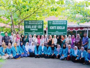 Prodi ARS UAA berpartisipasi dalam kegiatan GERMAS di Dusun Gupakwarak, Pajangan, Bantul
