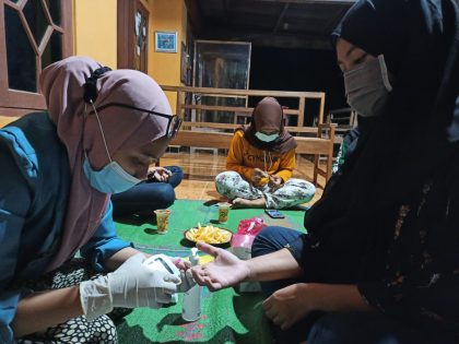 Skrining Anemia pada Remaja Putri di Dusun Kadibeso
