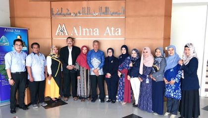 Prodi S1 Administrasi Rumah Sakit UAA menyambut Prodi S1 Administrasi Rumah Sakit Universitas Muhammadiyah Lamongan dalam kegiatan Benchmarking