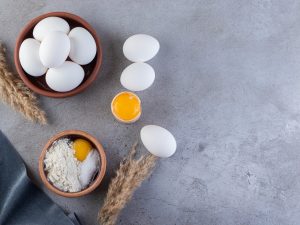 Mitos: Kuning Telur Menyebabkan Kegemukan dan Tinggi Kolesterol