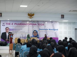 TRANSFORMASI KESEHATAN MELALUI FARMASI: Ajang kompetisi dan kolaborasi PHARMACOPENA 2024